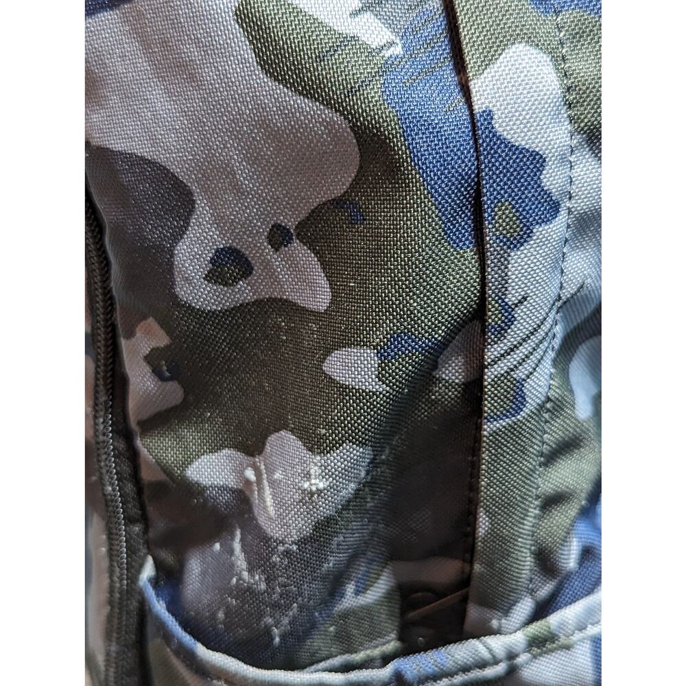 Nike Camo Backpack With Comfort Straps - Picture 4 of 9
